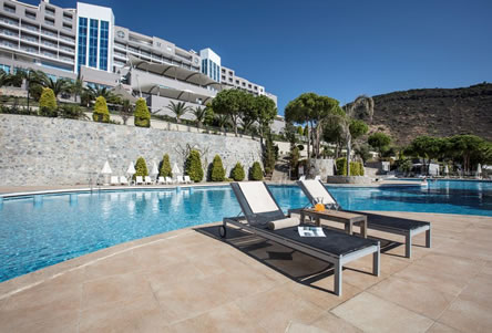 Aria Claros Beach Resort