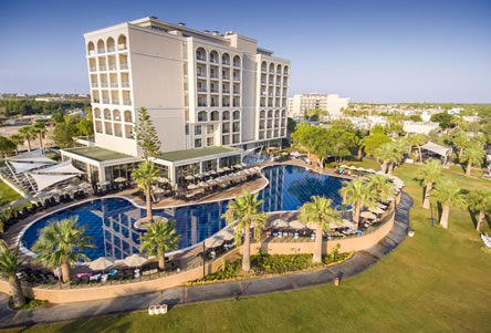 Aurum Moon Holiday Resort