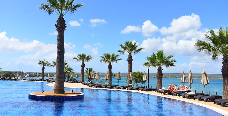 Aurum Moon Holiday Resort
