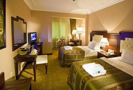 Latanya City Hotel