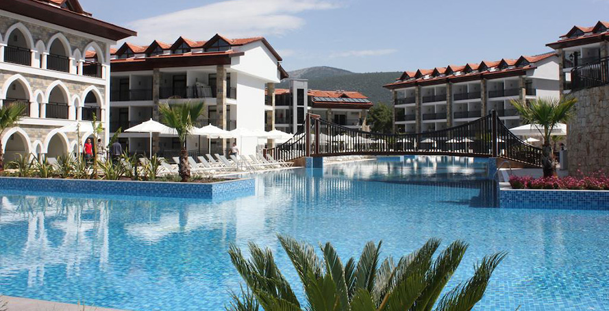 Ramada Resort Akbuk